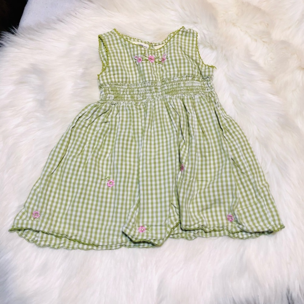 Green baby girl dress 9-12 months  (10x$15)